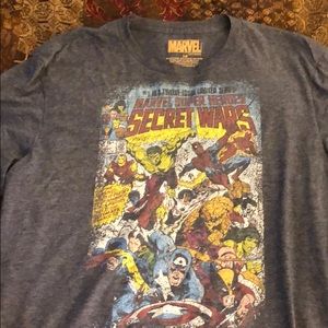 RARE vintage Marvel Super Hero’s Secret wars T